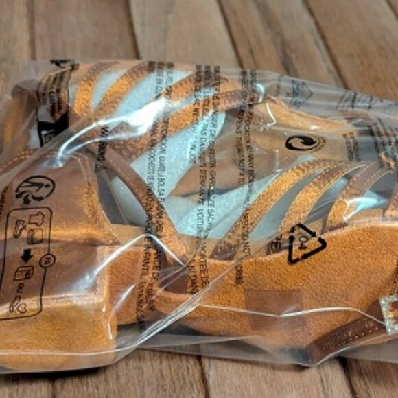 US size 3 - Girls Ballroom Latin Dance Shoes – Size 31 - Picture 2 of 2